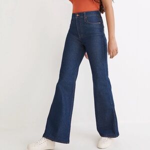 Women's Madewell 11”High-Rise Flare Jeans in Wrenford Wash